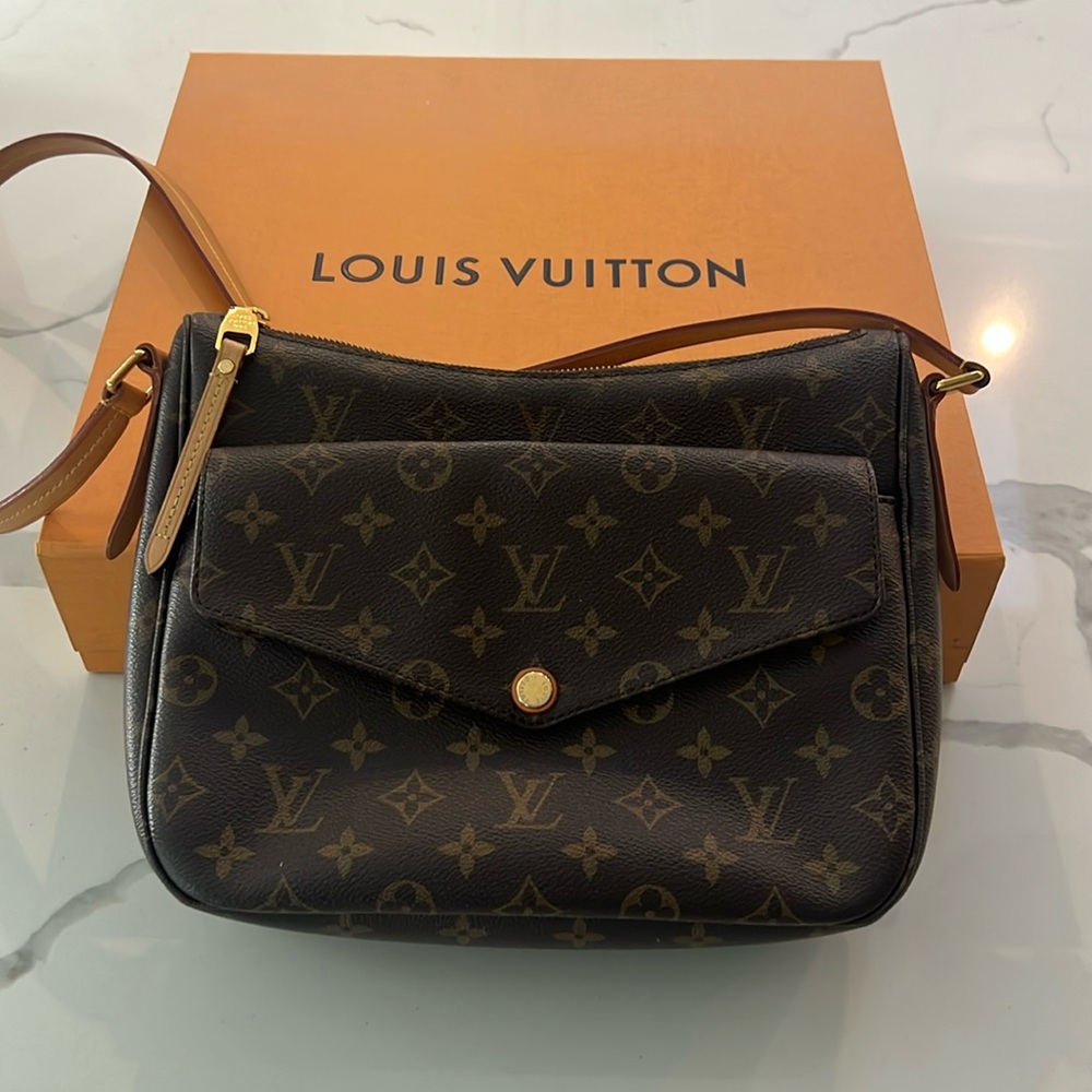 Louis Vuitton Mabillon Crossbody